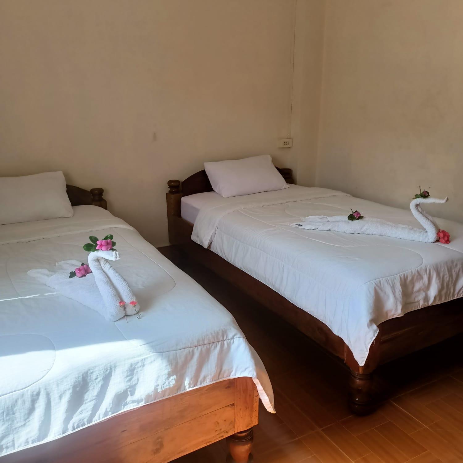 Muang Pakbèng Phonephithak Guesthouse מראה חיצוני תמונה
